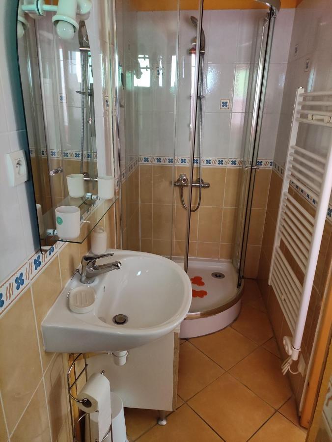 Confortable Maison De Village En Pierre Typique Moltig les Bains Exterior foto